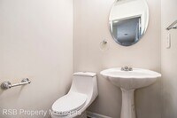3903 Riverside Pkwy photo'