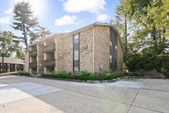 Storyboard on Lancashire in Edwardsville, IL - Foto de edificio - Building Photo