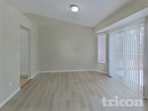 14098 Yosemite Ave S in Savage, MN - Building Photo - Building Photo