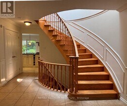 82 Windermere Crescent in Richmond Hill, ON - Building Photo - Building Photo