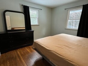 11 Sugar Wood Ln in Grantham, NH - Building Photo - Building Photo