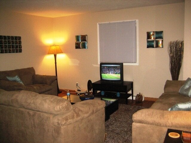 12 Delaine Dr in Normal, IL - Foto de edificio - Building Photo