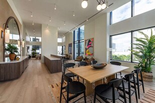 225 N Miami Ave, Unit SI ID1515058P in Miami, FL - Building Photo