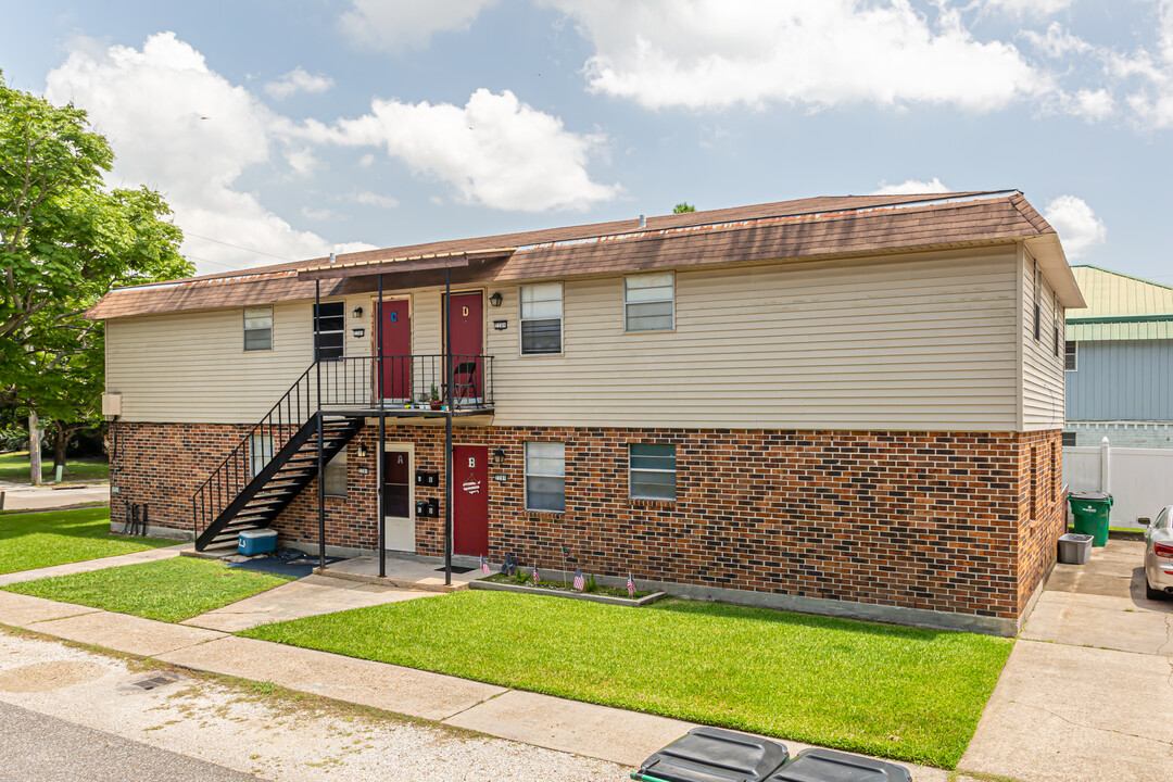 228 Manson Ave in Metairie, LA - Foto de edificio