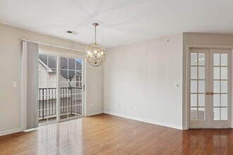 690 Mill Cir in Wheeling, IL - Building Photo - Building Photo