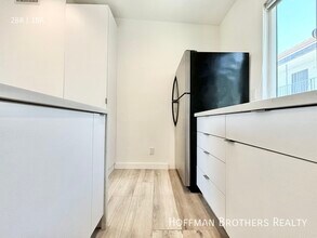 5732 Aldama St in Los Angeles, CA - Building Photo - Building Photo