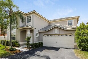 5477 NW 44th Way in Coconut Creek, FL - Building Photo