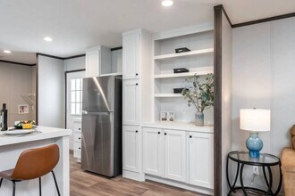 1022 Monarch Dr in Cleburne, TX - Building Photo - Building Photo