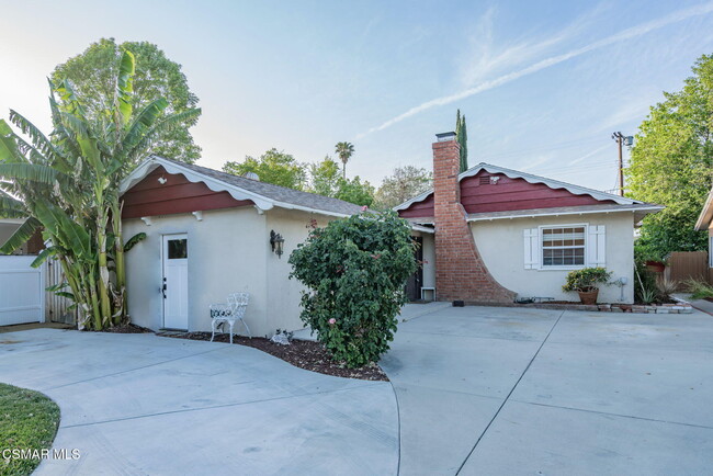property at 22637 Mariano St