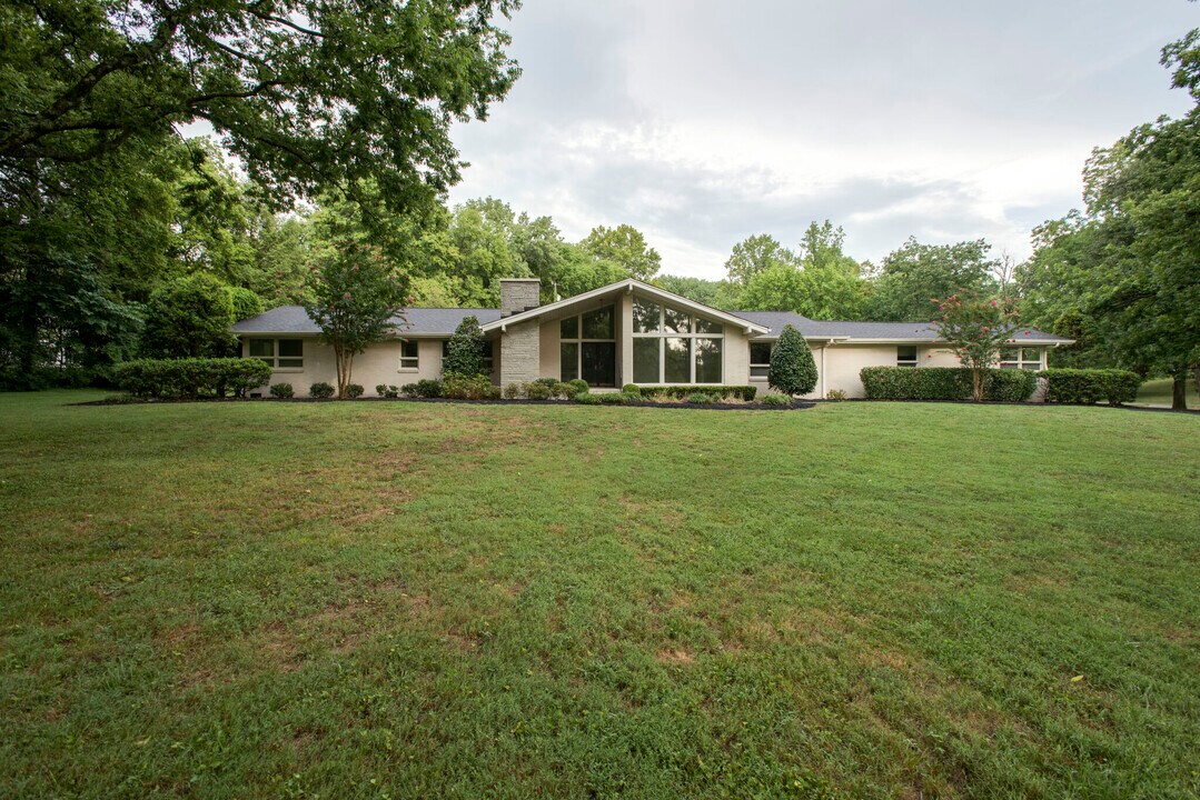 1793 Tyne Blvd in Nashville, TN - Building Photo