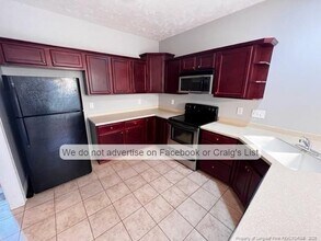 309 Willborough Ave in Fayetteville, NC - Foto de edificio - Building Photo