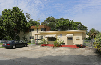 1335-1337 NE 5th Ave in Fort Lauderdale, FL - Building Photo - Building Photo