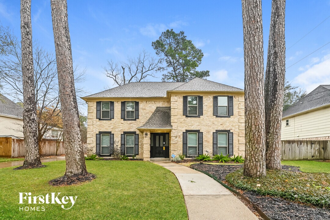 12923 Marron Dr in Cypress, TX - Foto de edificio