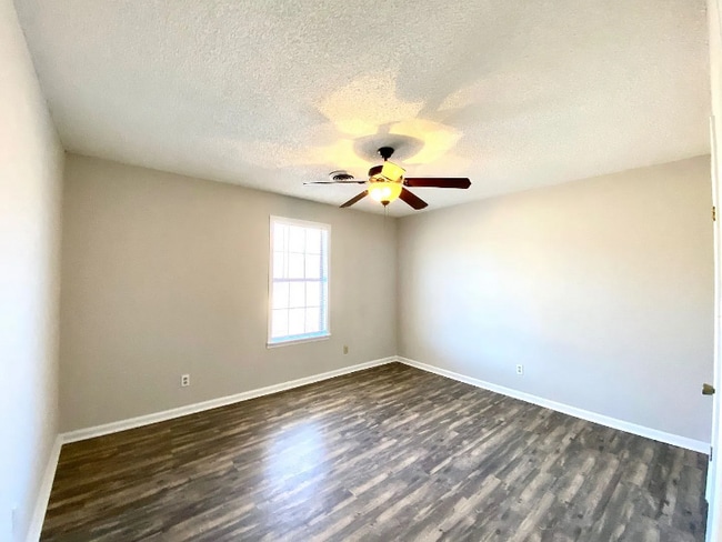 2392 Crabapple Dr in Tupelo, MS - Building Photo - Building Photo