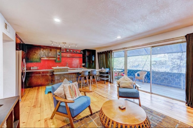 property at 3271 Sul Ross St