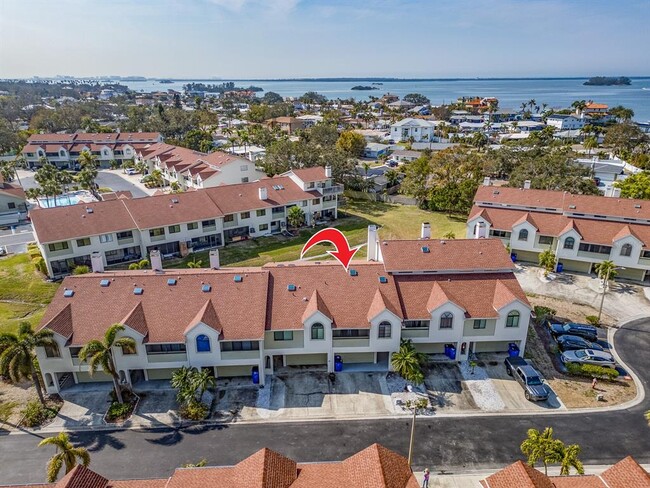 2372 Hanover Dr in Dunedin, FL - Building Photo - Building Photo