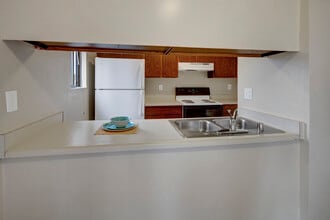Deer Park in Anchorage, AK - Building Photo - Building Photo