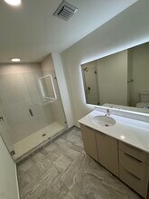 89 NW 32nd St, Unit S3 in Miami, FL - Building Photo - Building Photo