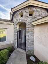 Elegant 3-Bedroom Home in Seven Oaks in Bakersfield, CA - Building Photo - Building Photo