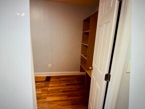 136 Jefferson St in Brooklyn, NY - Building Photo - Building Photo