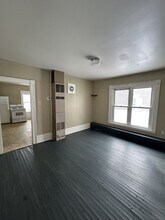 225 10th Ave in Eau Claire, WI - Building Photo - Building Photo