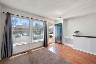 11590 Community Center Dr in Northglenn, CO - Building Photo - Building Photo