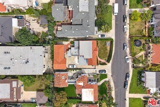 823 Lorraine Blvd in Los Angeles, CA - Building Photo - Building Photo