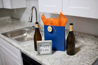 548 Madison St-Unit -F in Portsmouth, VA - Building Photo - Building Photo