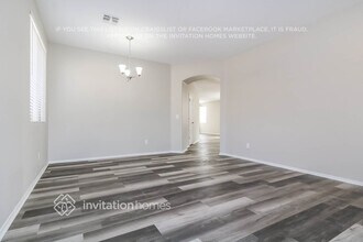 12420 W Woodland Ave, Unit 05-101 in Avondale, AZ - Foto de edificio - Building Photo