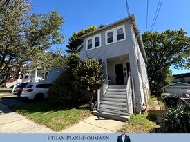 16 Birch Rd, Unit 1 in Watertown, MA - Building Photo