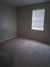 3567 Queenstown Rd in Trussville, AL - Building Photo - Building Photo