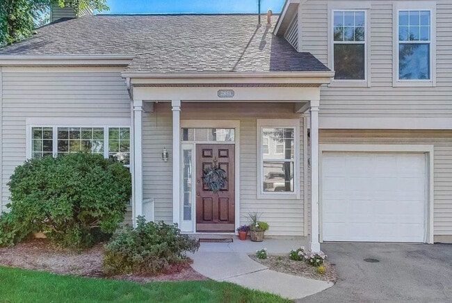 property at 2851 Holborn Cir