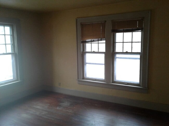 2065 S 5th St in Springfield, IL - Building Photo - Building Photo