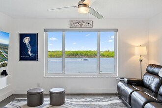 325 S Beach Rd in Jupiter, FL - Building Photo - Building Photo
