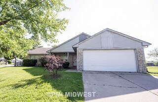 3281 Cherry Lake Ln in Indianapolis, IN - Building Photo
