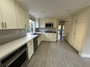 14824 Gable Ridge Rd in San Diego, CA - Building Photo - Building Photo