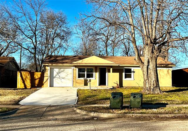 717 Pleasant Valley Rd in Garland, TX - Building Photo