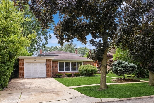 property at 1782 Richfield Ave