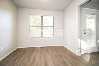 2621 SW 103rd St in Oklahoma City, OK - Foto de edificio - Building Photo