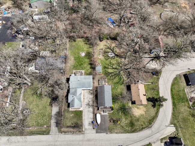 2916 Oakwood Ave in McHenry, IL - Building Photo - Building Photo