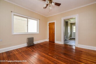 1225 S Irving Ave in Scranton, PA - Building Photo - Building Photo