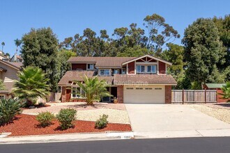13821 Davenport Ave in San Diego, CA - Building Photo - Building Photo