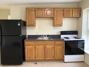 212 E King St in Shippensburg, PA - Building Photo - Building Photo