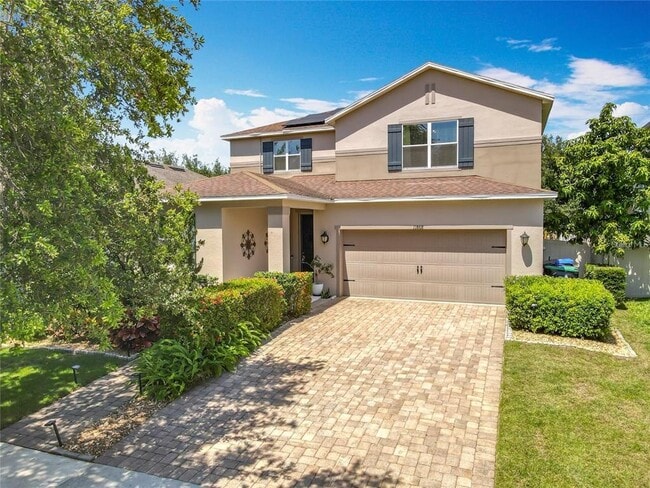 property at 11868 Thatcher Ave