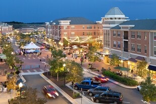 Windsor Leesburg in Leesburg, VA - Building Photo