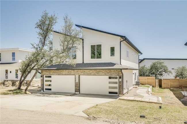property at 5707 Thunderbird St