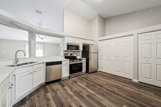 3733 Star Leaf Road in Jacksonville, FL - Foto de edificio - Building Photo
