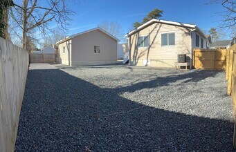 1049 Mariner Ave in Stafford Township, NJ - Building Photo - Building Photo