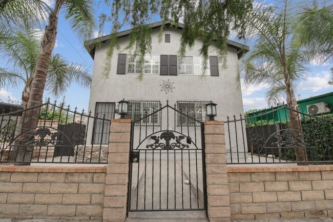 property at 3628 Arroyo Seco Ave