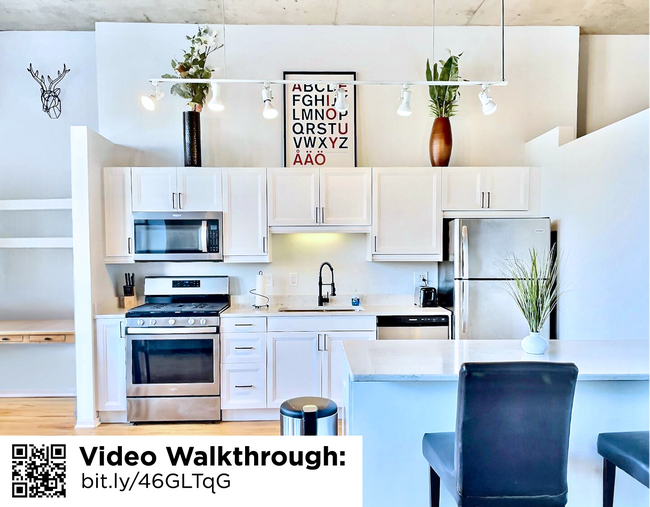property at 6 S Laflin St
